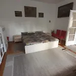Sissi Residence With Free Parking Lot